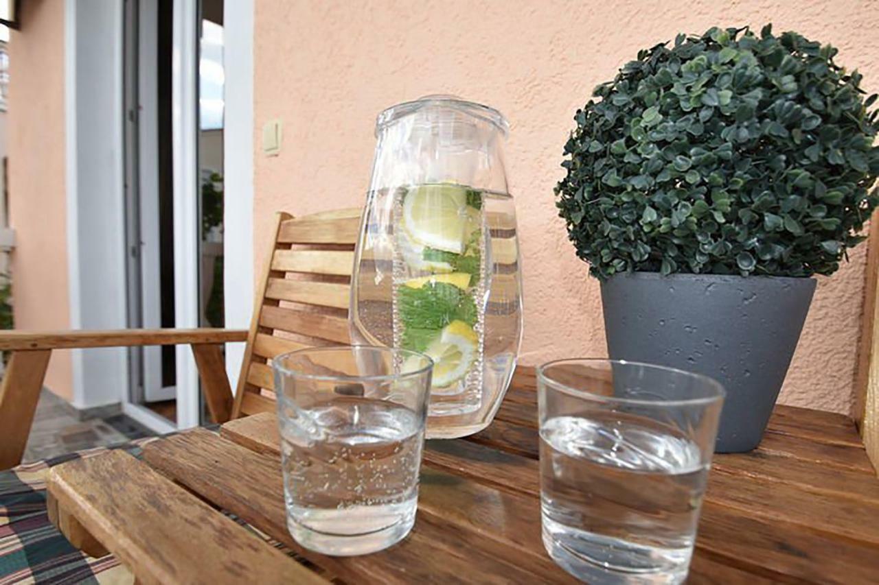 Apartments Villa Dolmar Vodice Zewnętrze zdjęcie