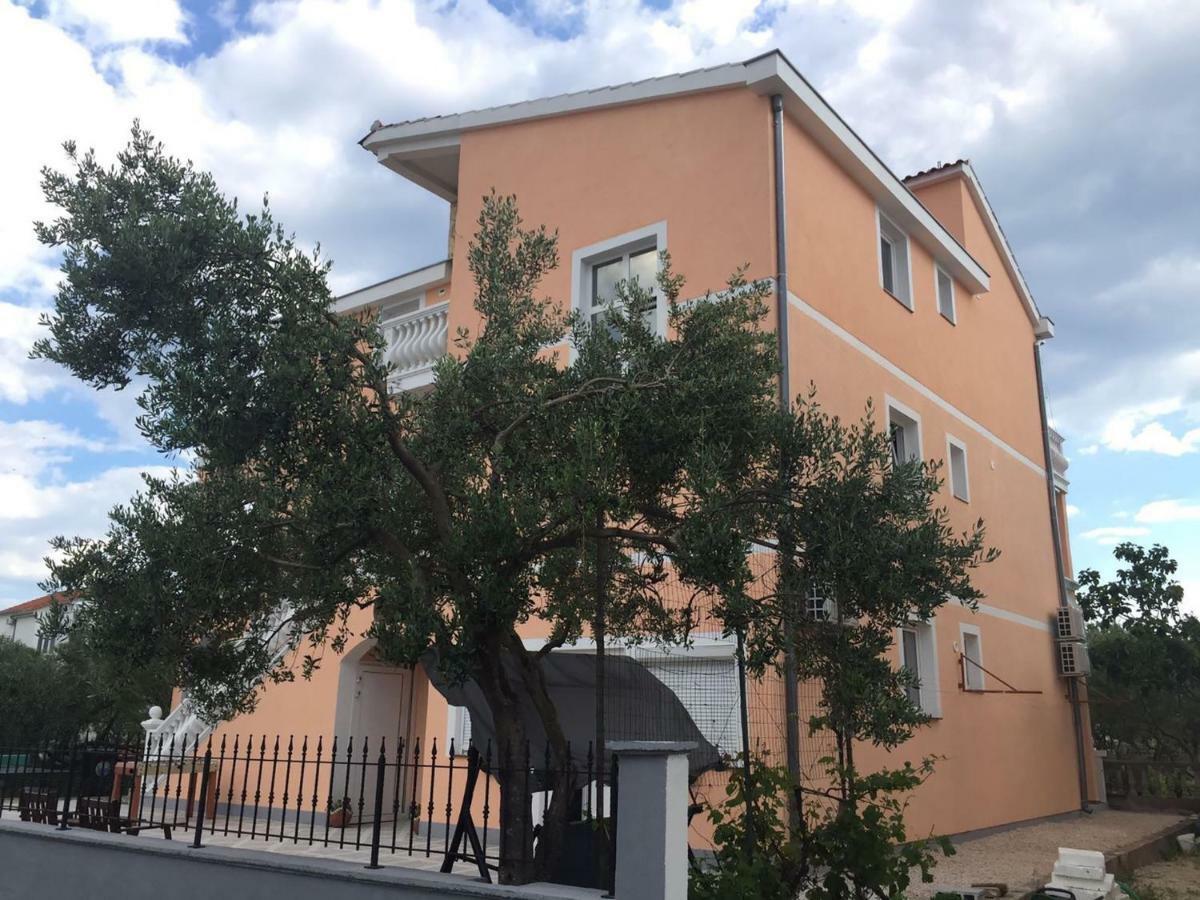 Apartments Villa Dolmar Vodice Zewnętrze zdjęcie